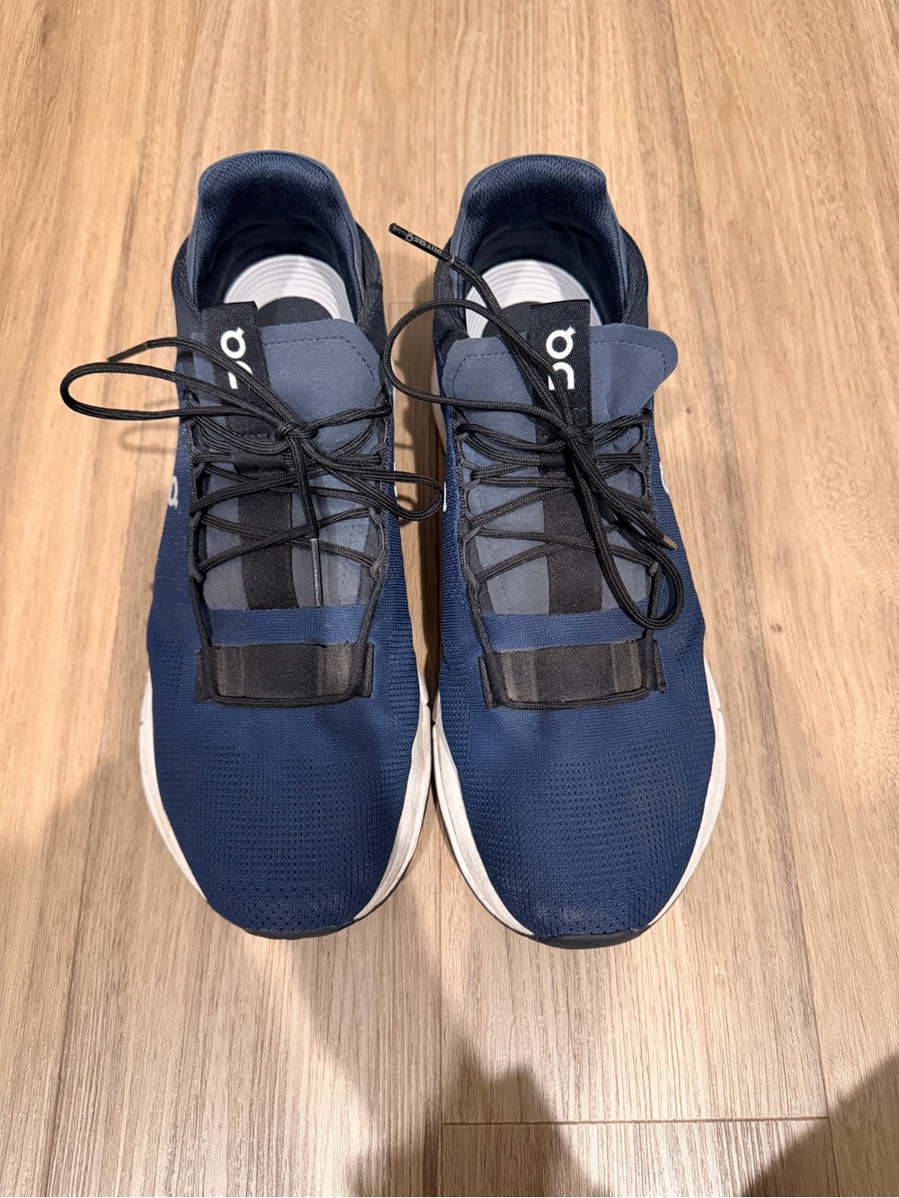 Men’s On Running CloudNova Sneakers